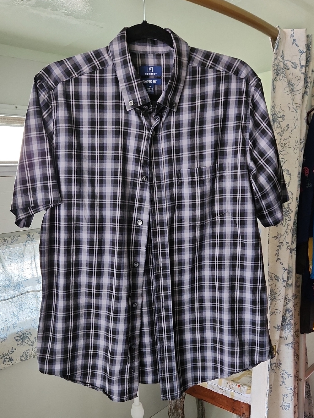 George Classic Fit Short-Sleeve Plaid Shirt - Black & White